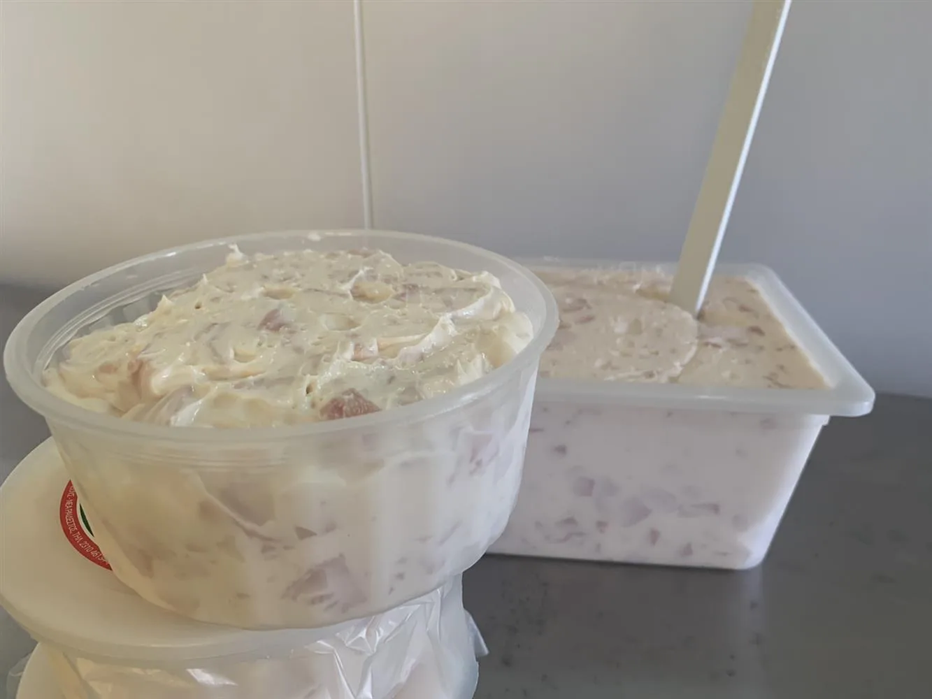 ΟΥΓΓΑΡΕΖΑ ΣΑΛΑΤΑ(2kg) ΘΕΡΜΗ